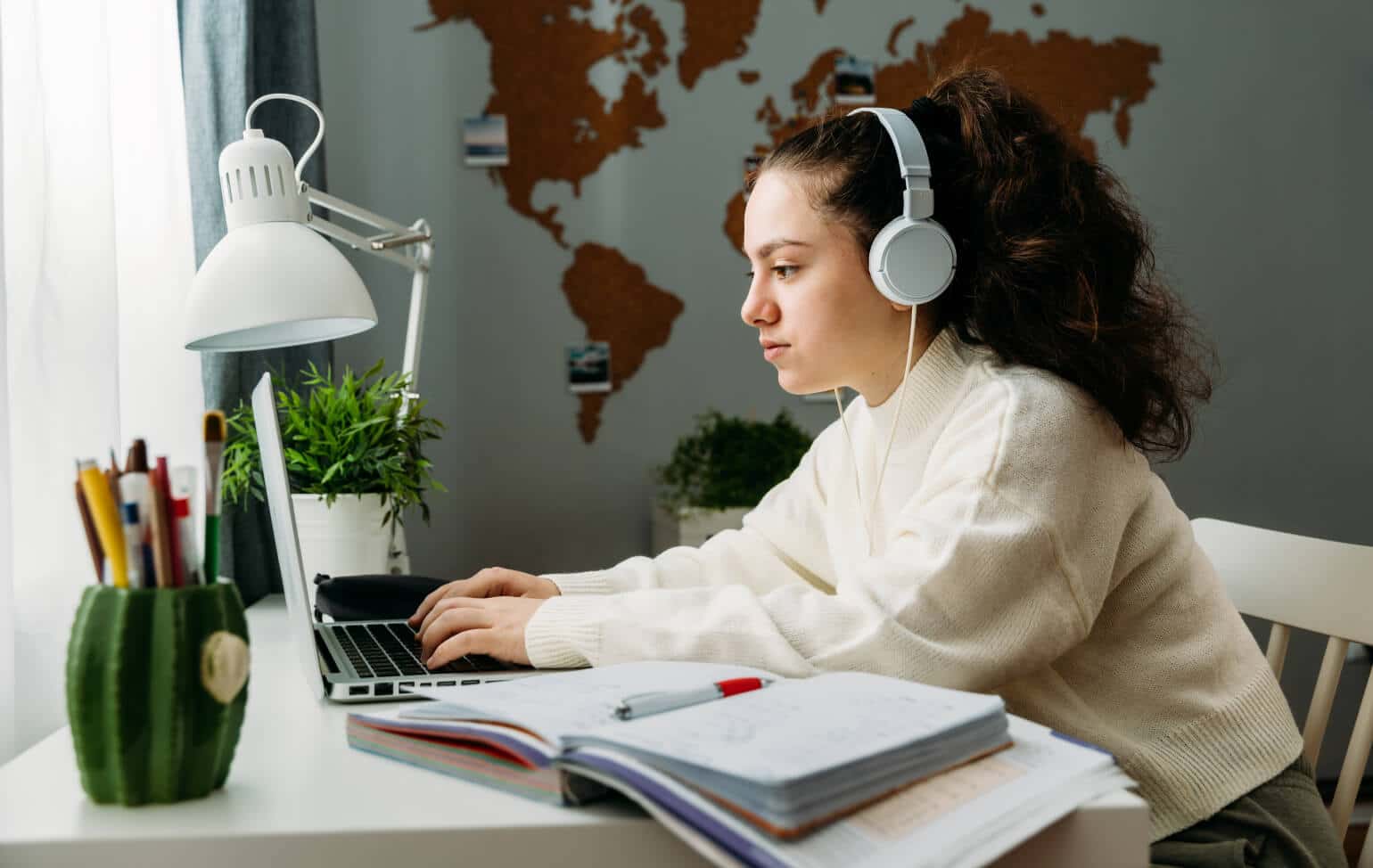 Student learning online